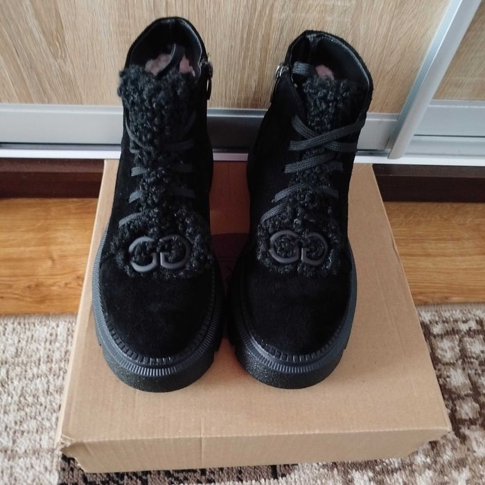 Жіночі зимові ботінки 39 р