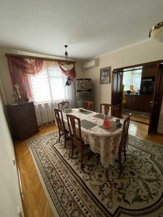 Продам шикарный дом район Горбаневка