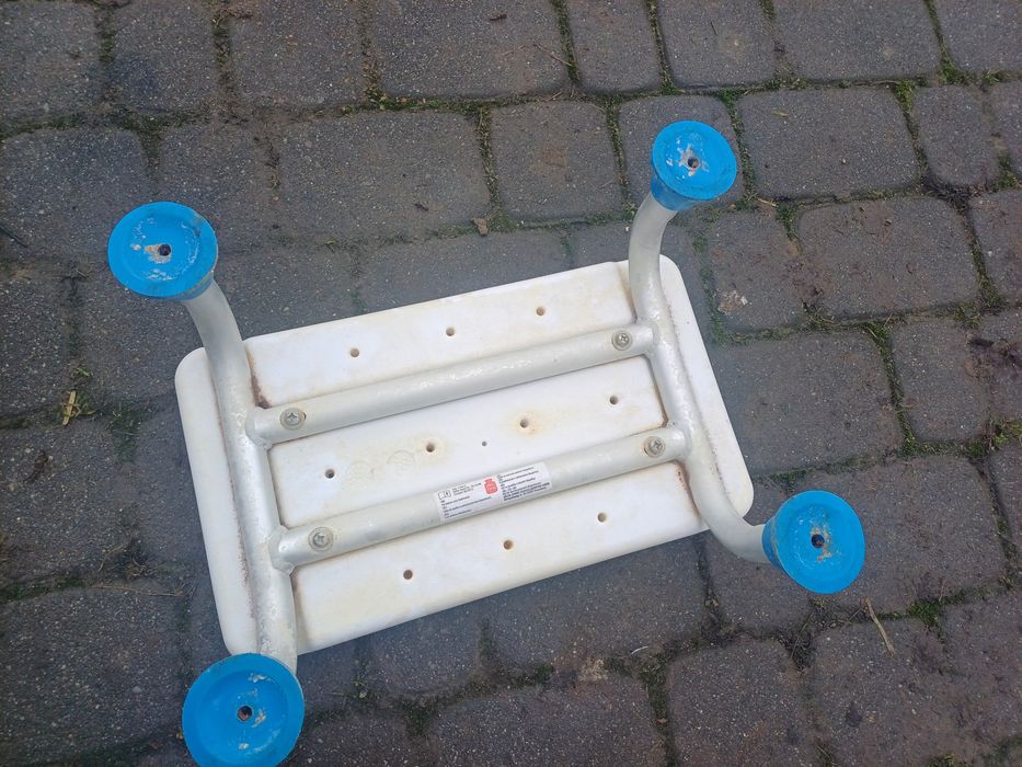 Stopień do wanny taboret krzesełko ryczka schodek  pod prysznic schode