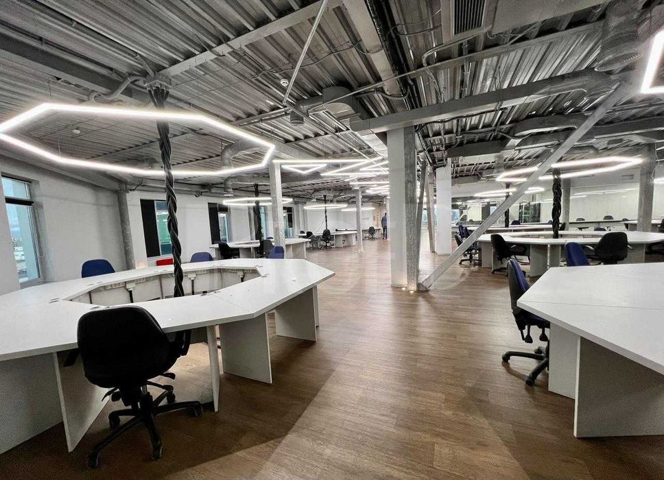 ЛОФТ офис с мебелью и кухней Солом'янський р-н (710 м2)