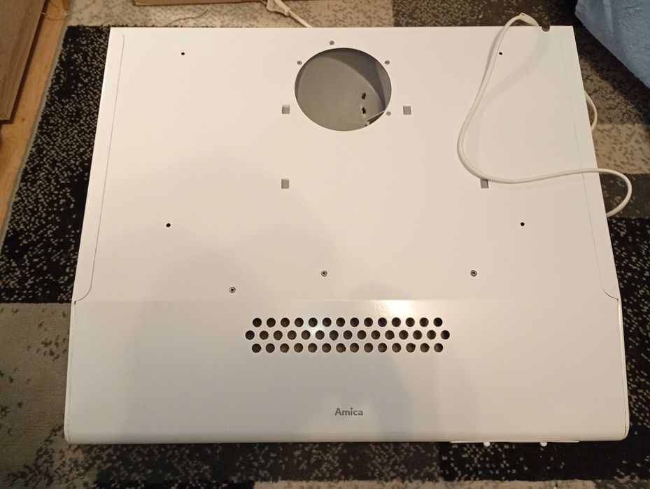 Okap podszafkowy Amica OSC6112W biały