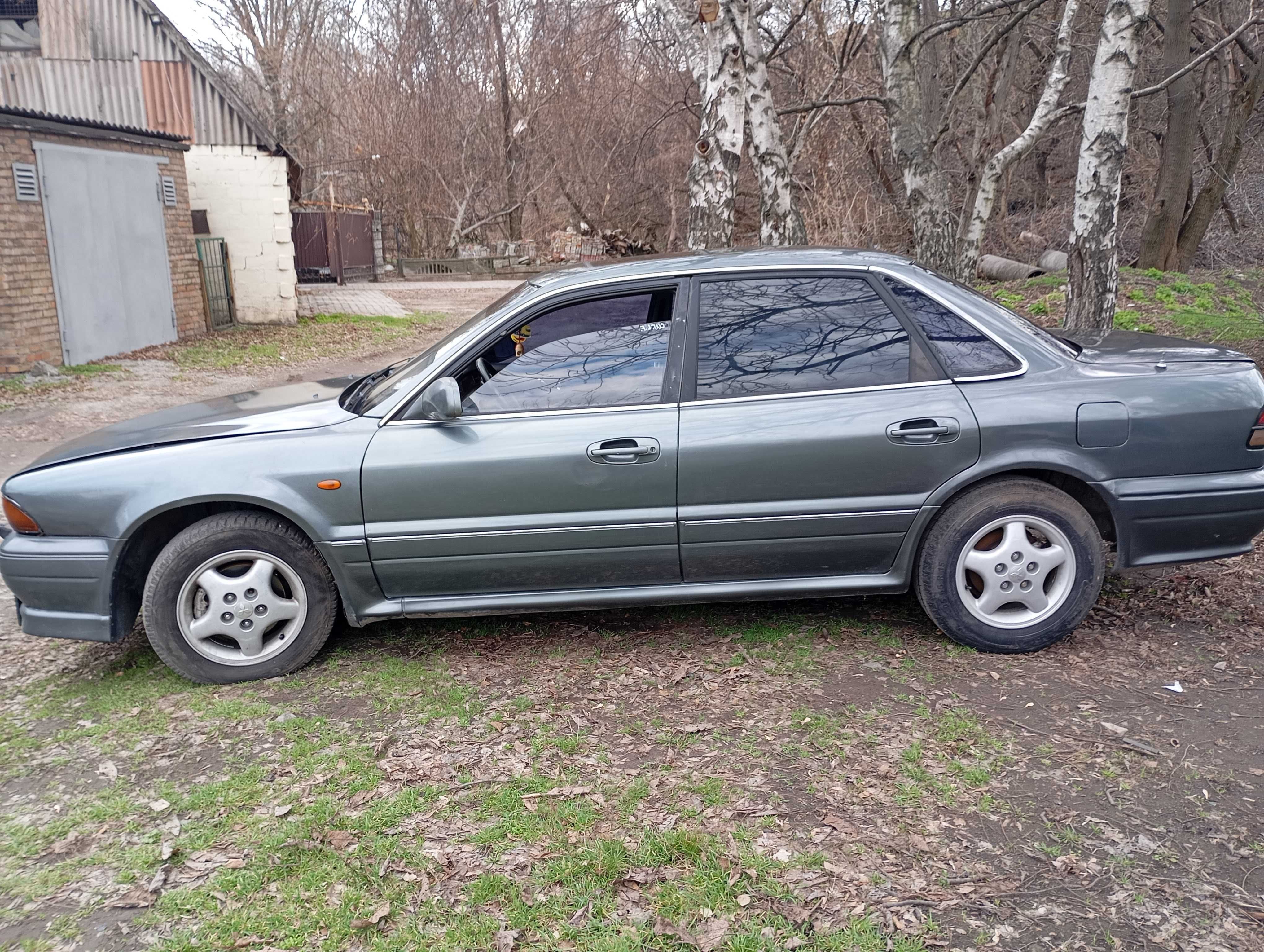 В рассрочку Mitsubishi Sigma V образн . 3  л.