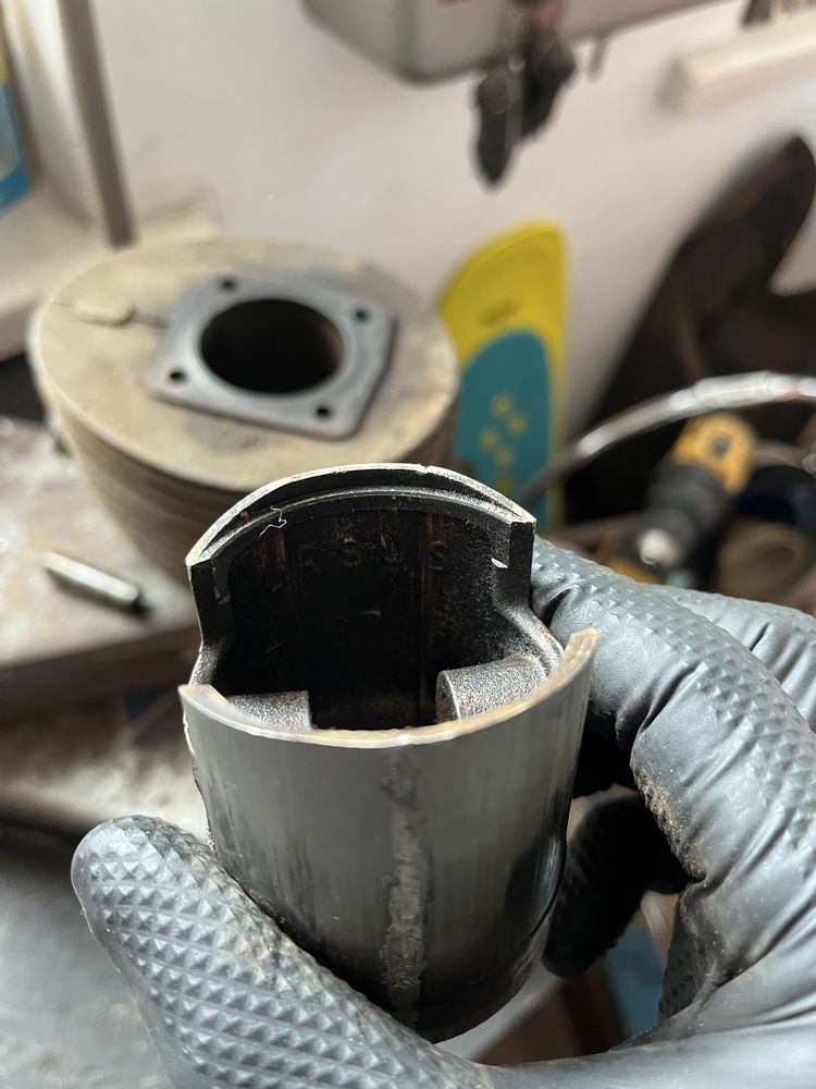 WFM WSK M06 cylinder skosny kpl tlok oryg 51mm slask