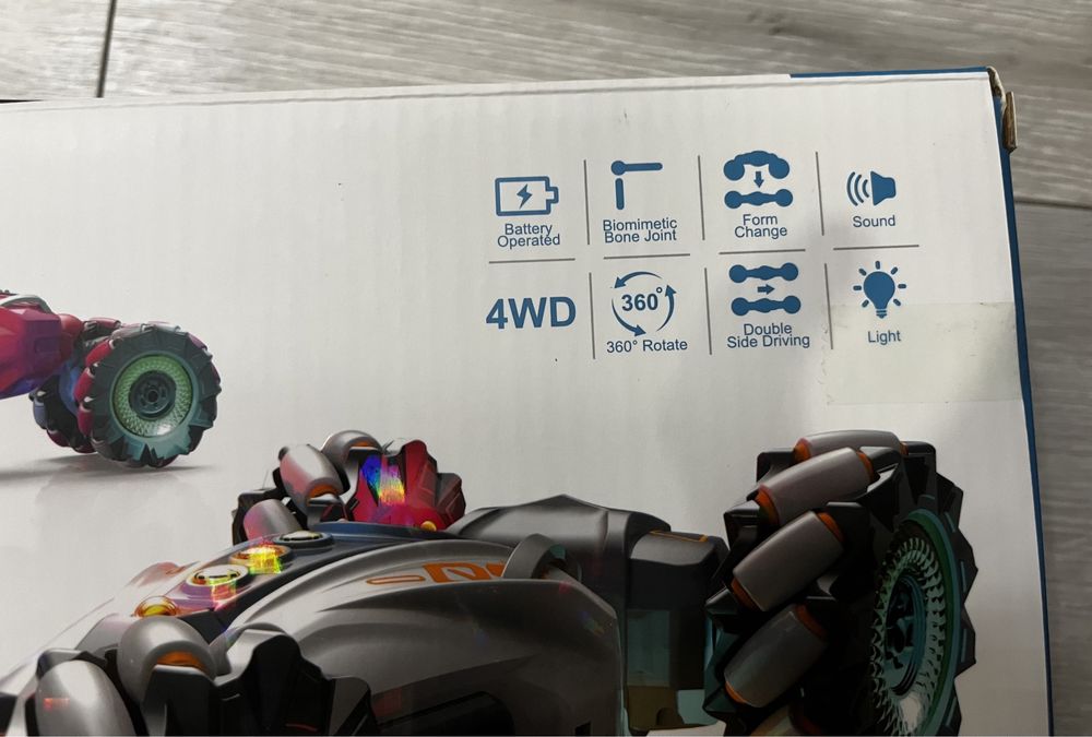 NOWOSC swietny samochod zdalnie sterowany  kaskaderski