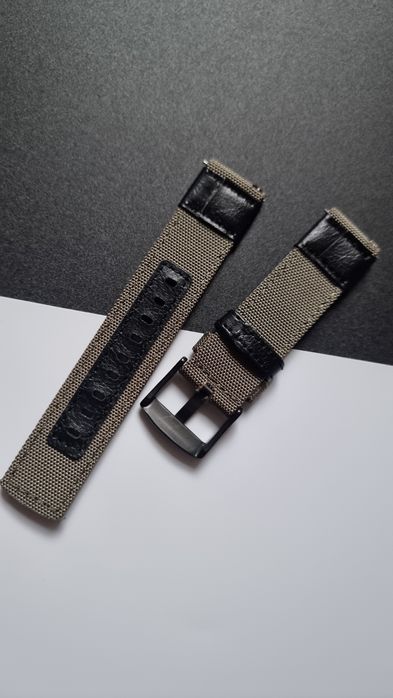Pasek nylonowy 22 mm - zielony z czarną
klamrą