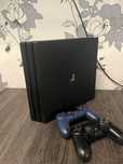 Продам SONY PS4 Pro