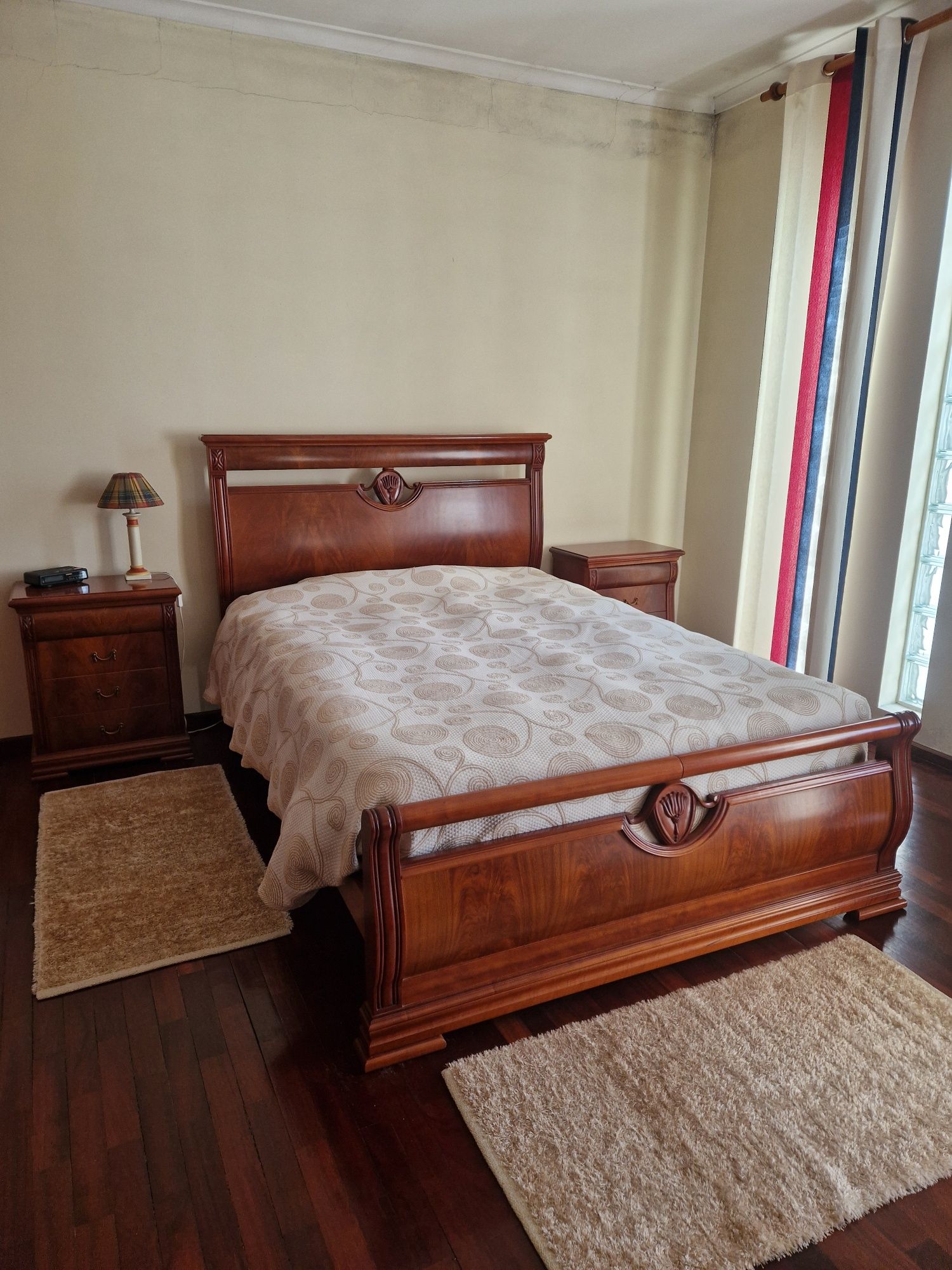 Vendo conjunto de quarto completo em ótimo estado de conservação!