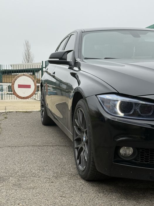 Продам BMW F30 2.0 дизель