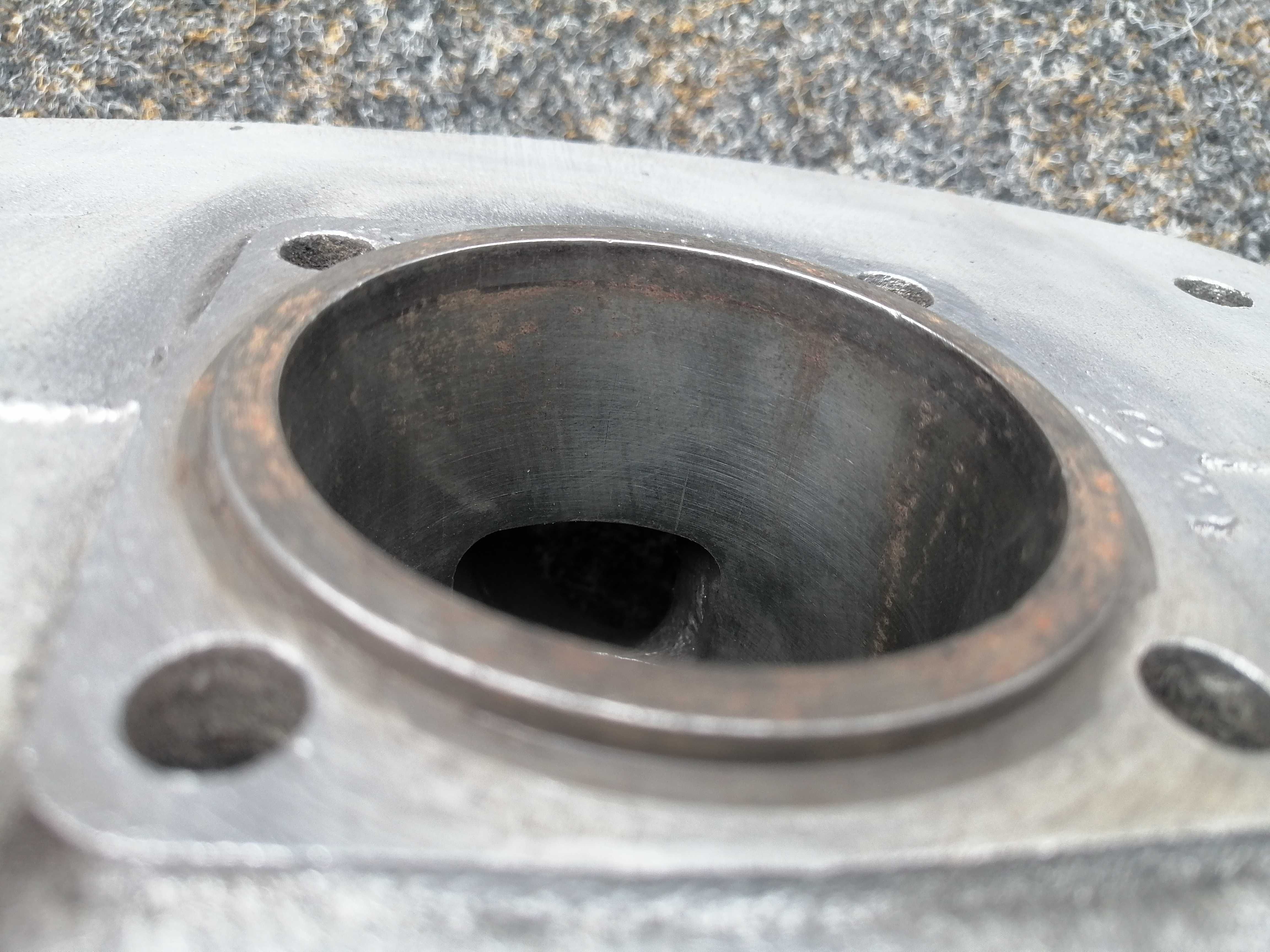 cylinder głowica WSK 175
