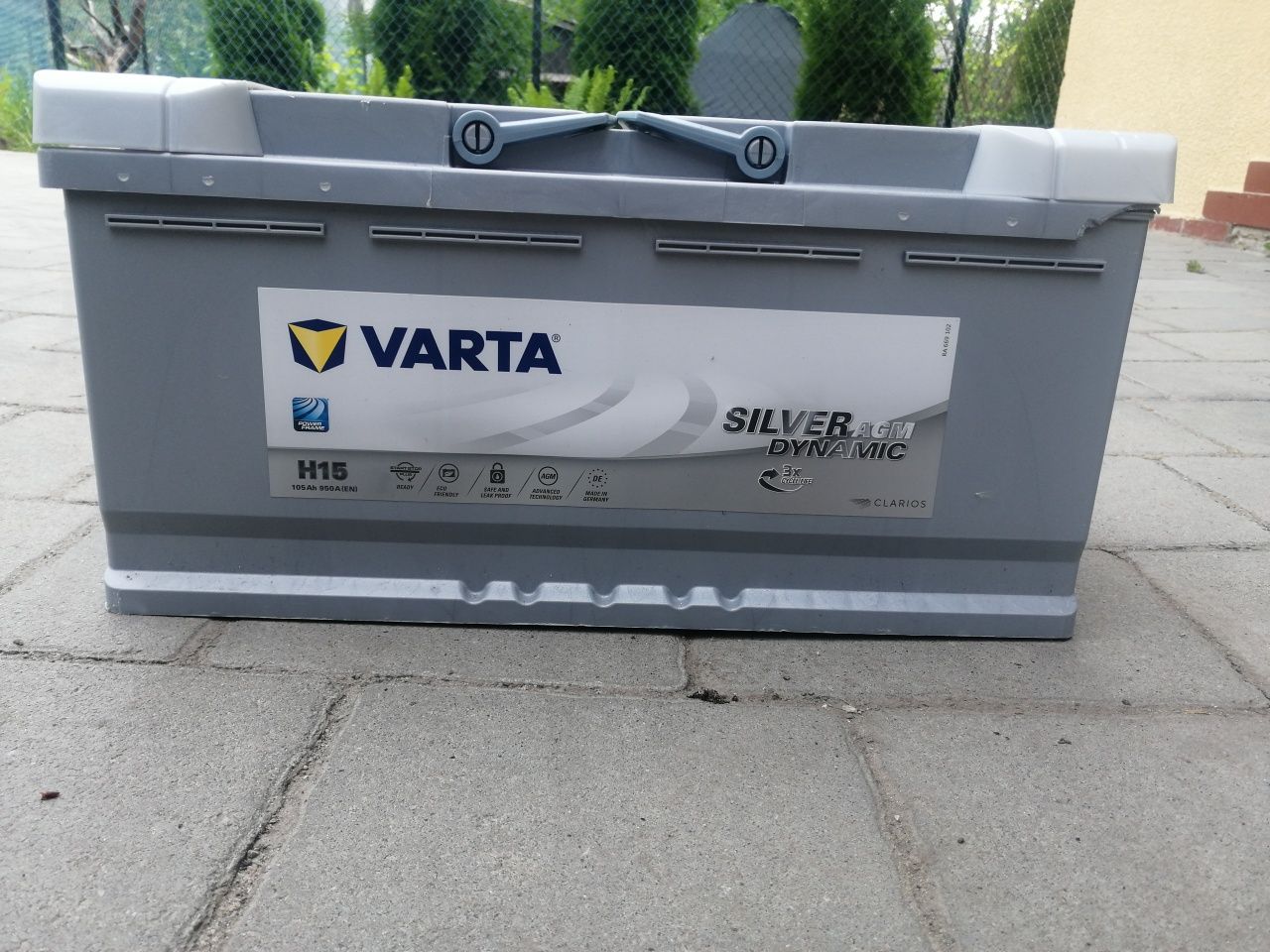 Гелевий акумулятор Varta AGM (Agm) 105Ah H15