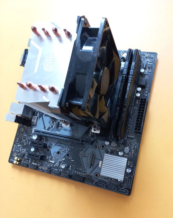 Комплект:ASUS B450M-K; Ryzen 5 3600;Cooler Master; 16Gb ddr4 crusial