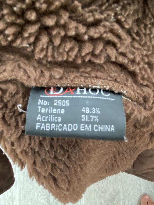 Casaco de inverno castanho com pelo interior