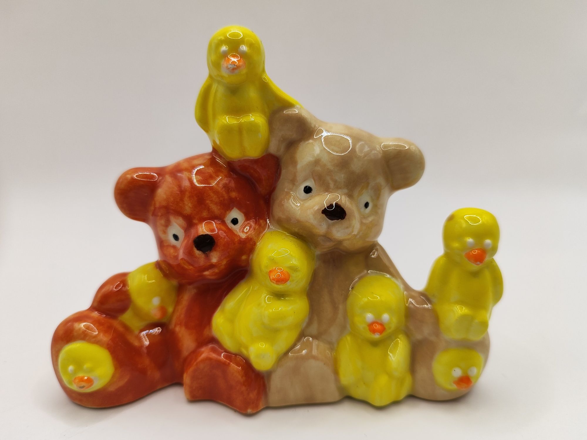 Figurka ceramika misie i kurczaki niedźwiadki ozdoba dekoracja