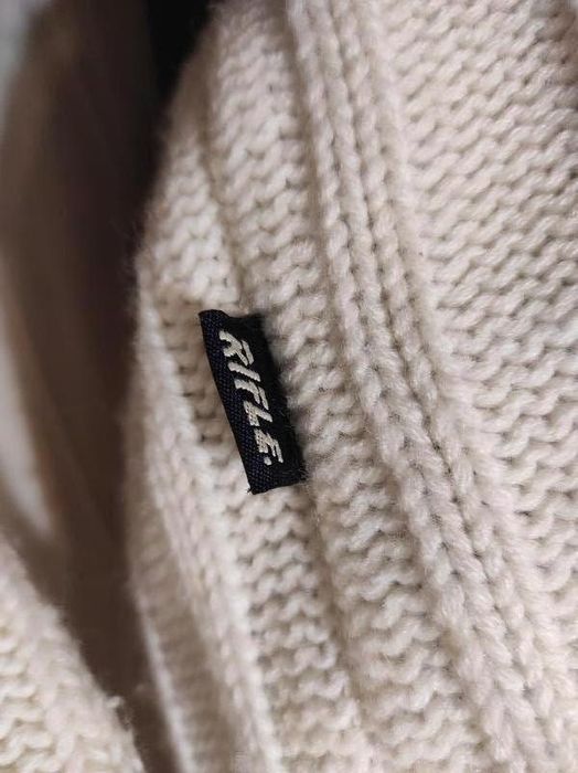 Мужской свитер .