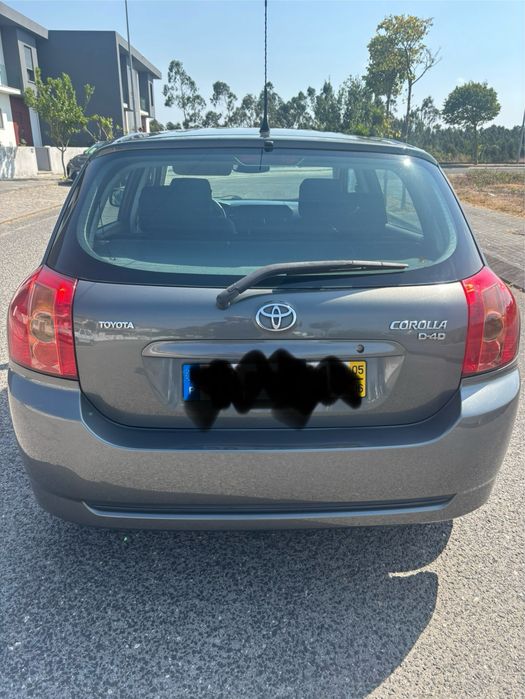 Toyota Corolla D4D - 5 lugares;
