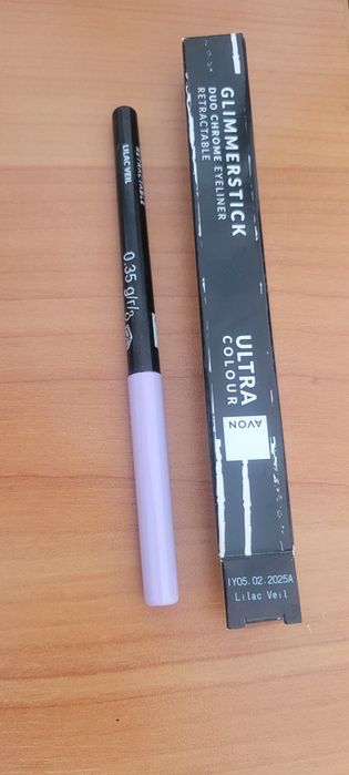 Opalizująca konturówka do oczu nowość Avon