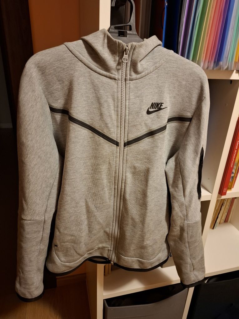 Bluza tech fleece Nike L junior 147-158cm