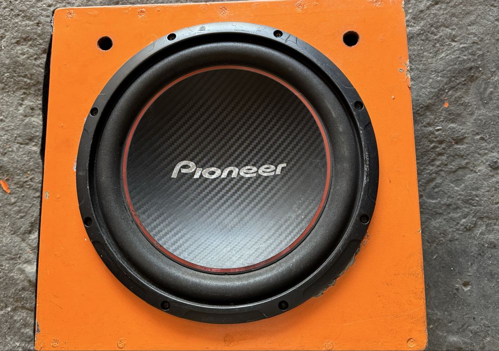 Subwofer pioneer
