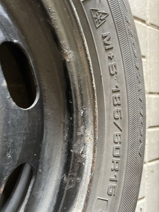 Opony Dębica 185/60 r15 z felgami zimowe