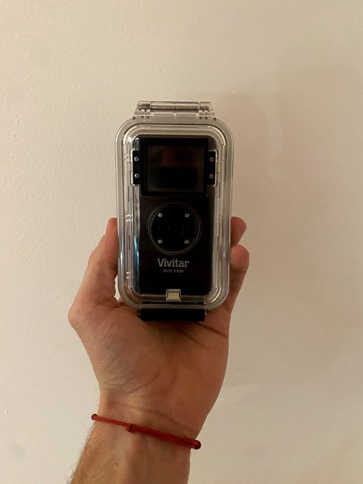 Vivitar DVR 510N com capa a prova de agua