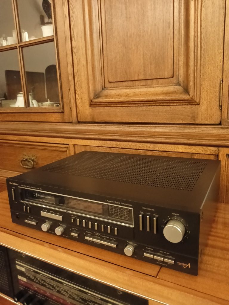 Amplituner Technics SA-424