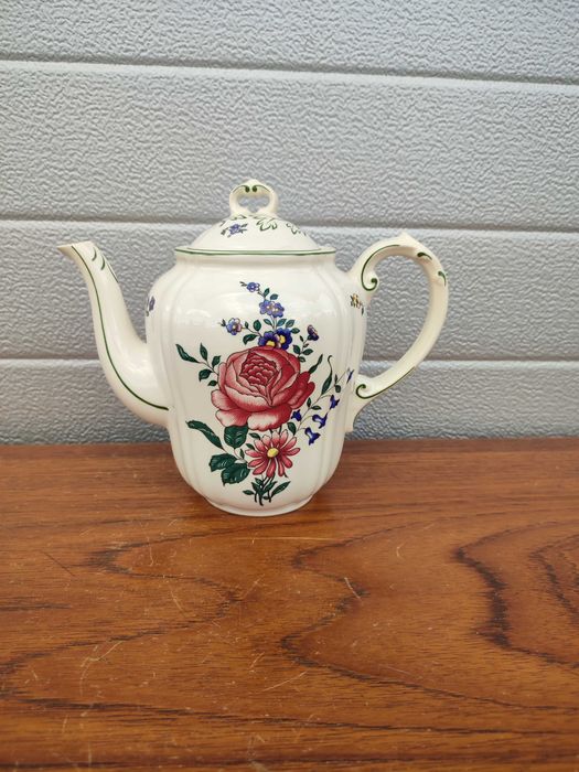 Porcelanowy dzbanek Villeroy & Boch Alt Strassburg - Design -