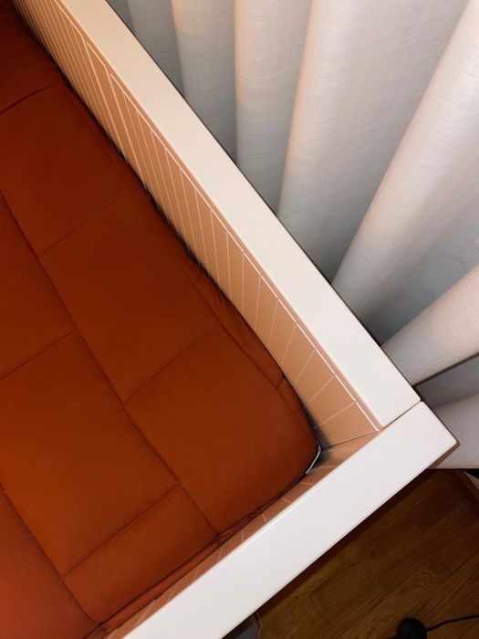 Cama de solteiro / casal com gavetas