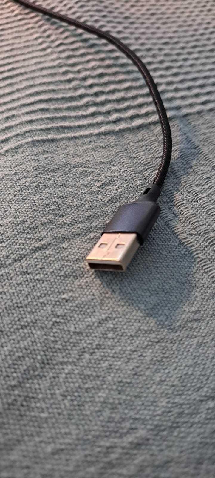 Cabo USB com 3 Saídas