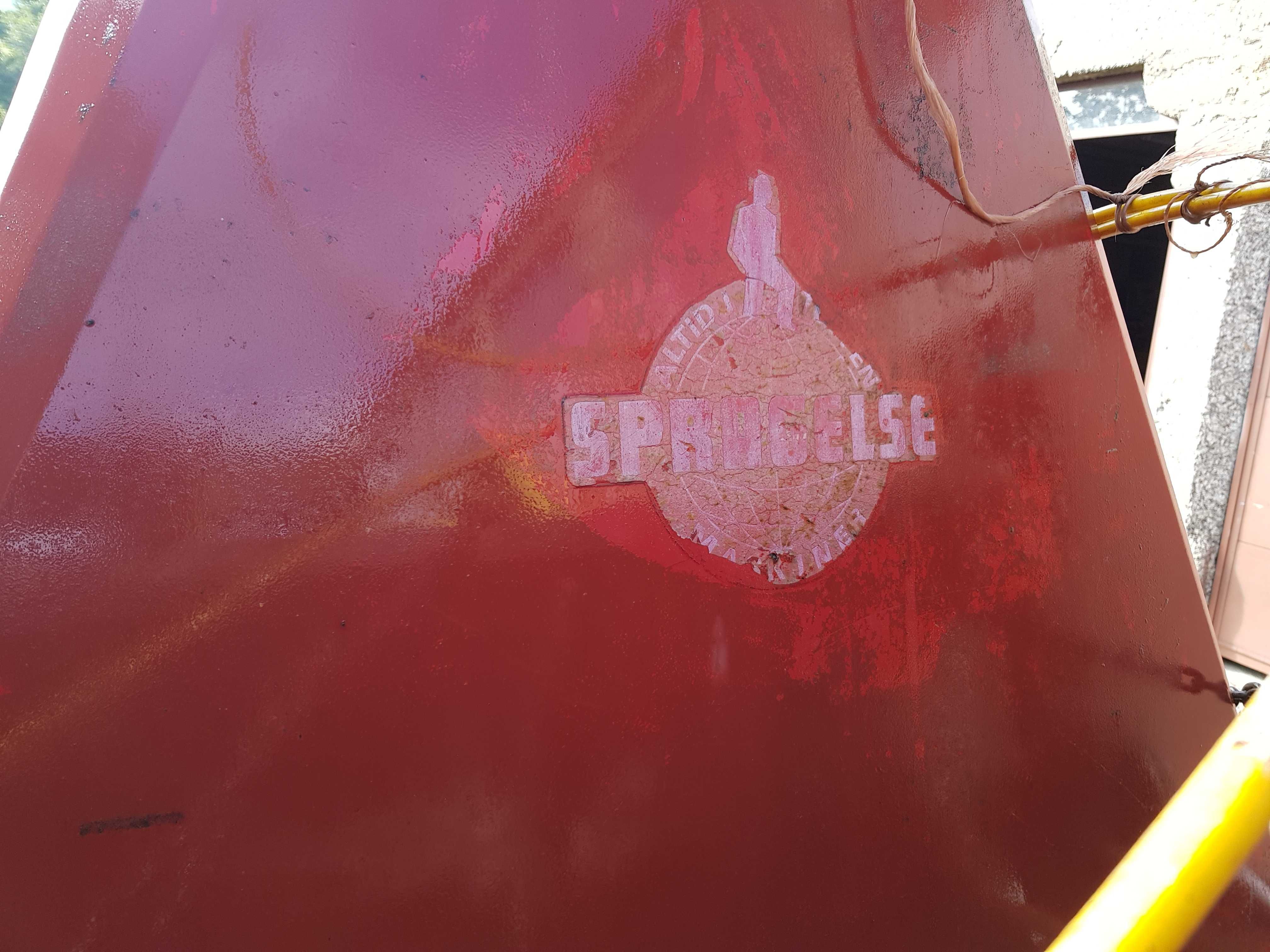Maquina de ensilar PZ e maquina de Ensilar erva Spragelse