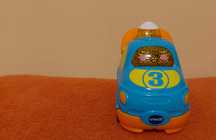 Samochód firmy vtech ,toot toot