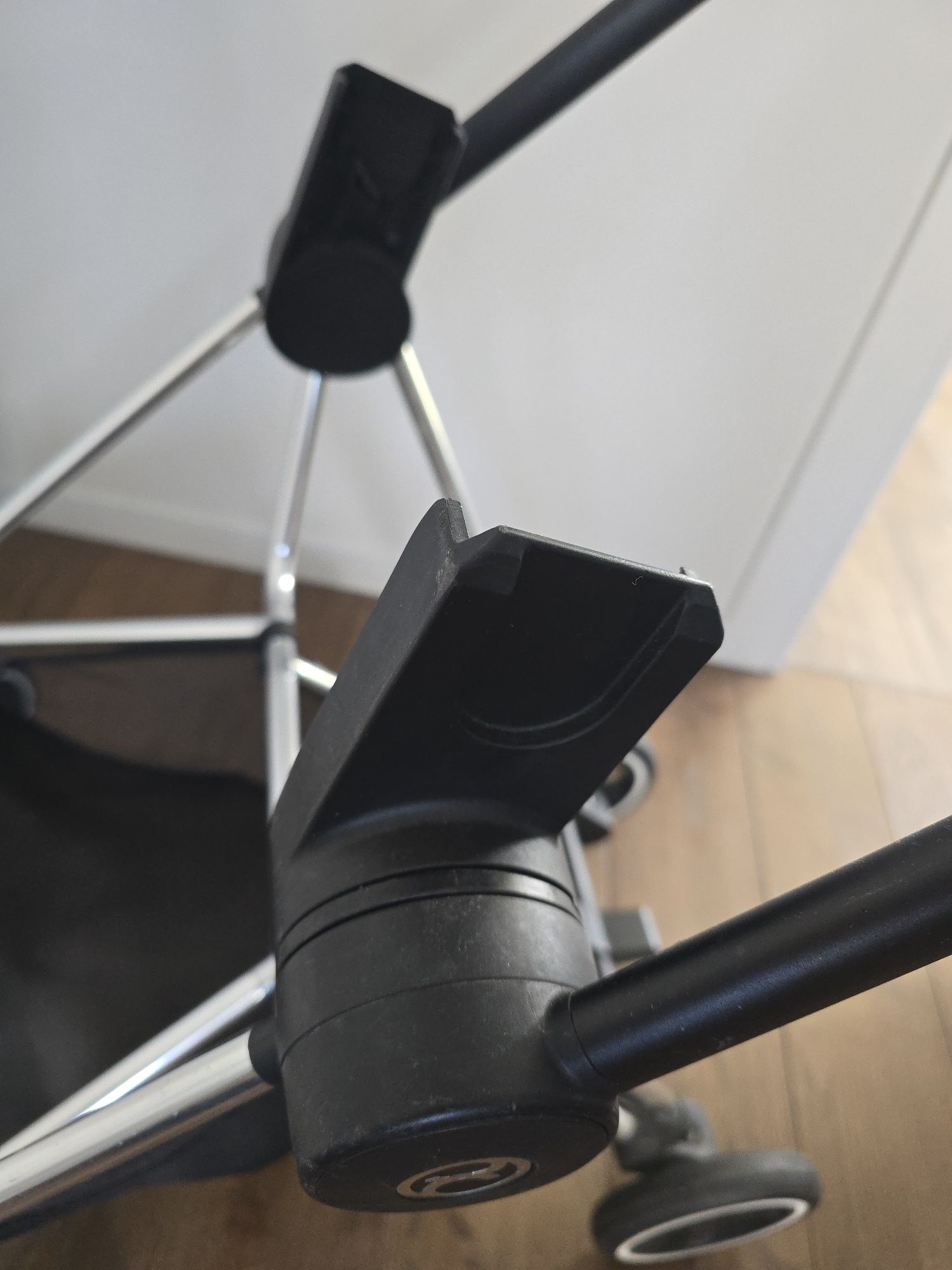 Cybex mios шассі з адаптерами