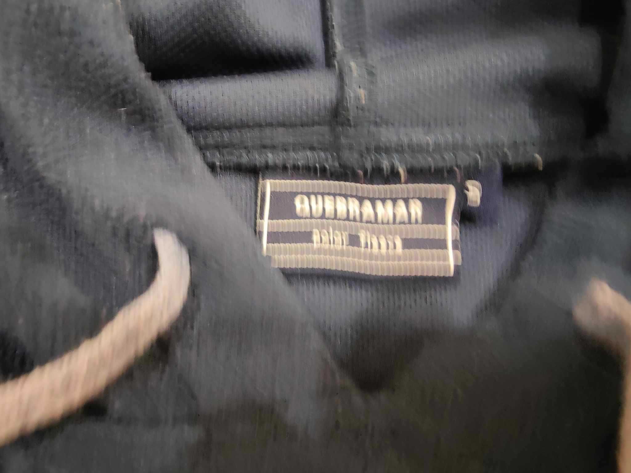 Camisola capuz tam. M Quebramar