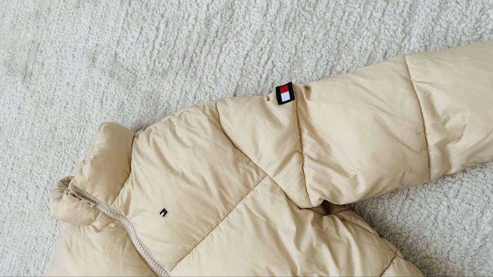 Курточка зимова Tommy Hilfiger , розмір 98