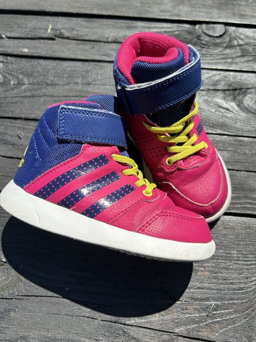 r. 24 Adidas sneakersy adidasy dla dziewczynki