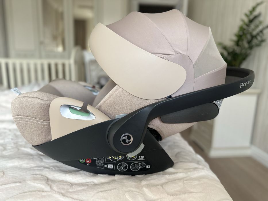 Автокрісло cybex cloud T