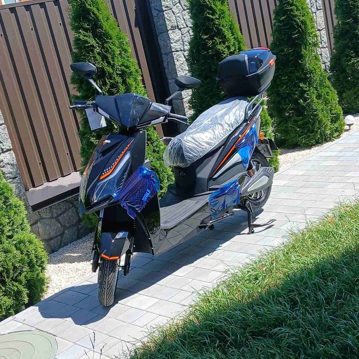 Електроскутер SOKMOTO Wolf 2999W 72V/28Ah