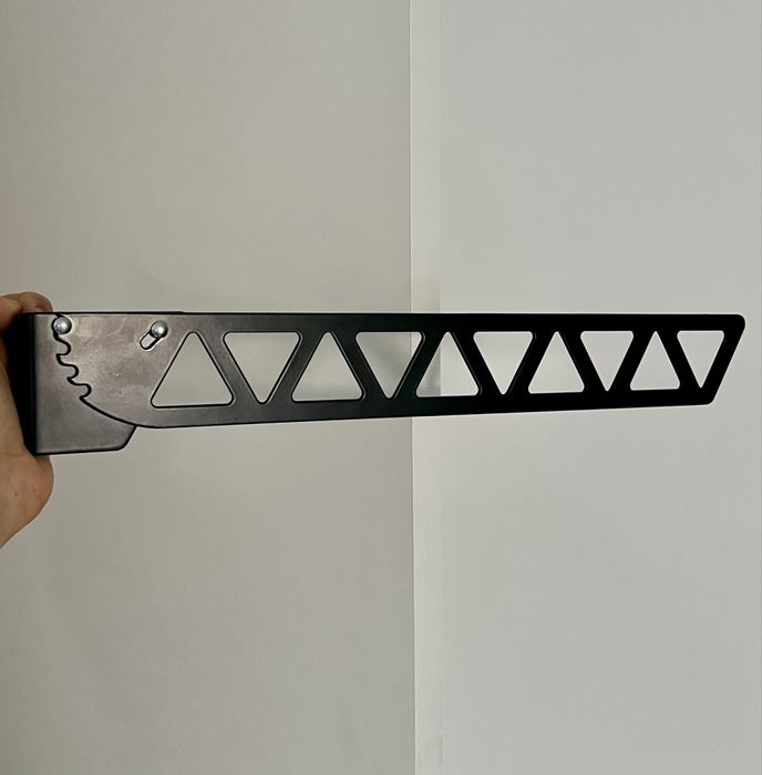 Cabide de parede reclinável