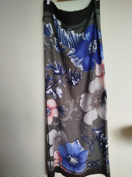 Duża chusta 130x130 wiskoza z wełną