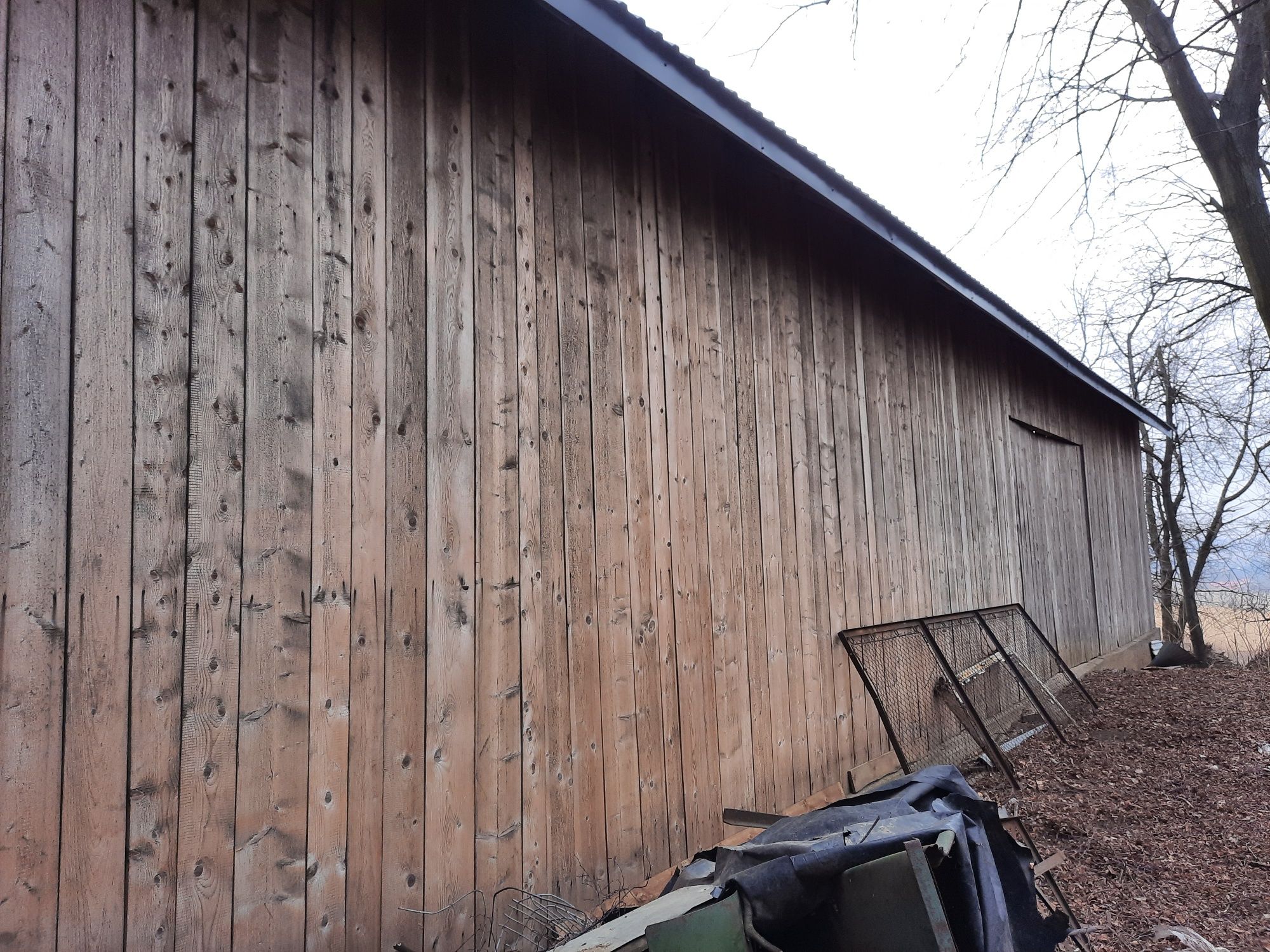 Rozbiórki stodół  skup starego drewna  deski stodola