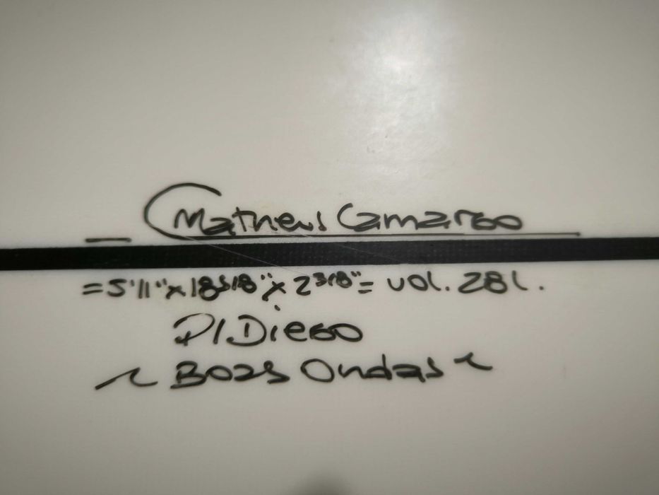 Prancha de surf 5'11 epóxi FCS 2  com deck FCS