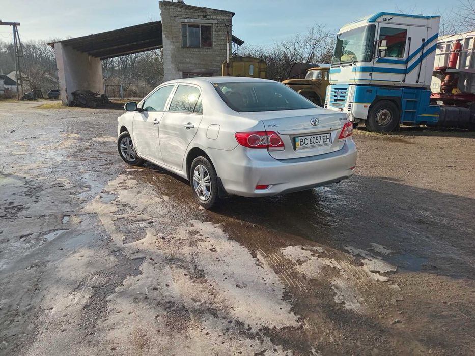 Продам Toyota Corolla