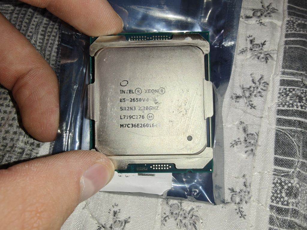 Процессоры Intel Xeon Е5 2667 V4, E5 2680 V4, E5 2680 V3 и другие