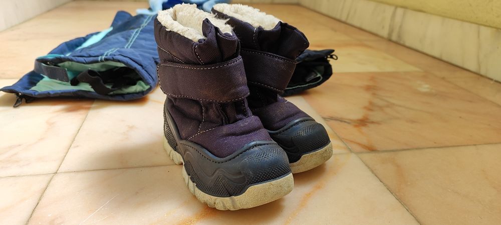 Fato neve, botas , gorro para criança, 3 anos , como novo