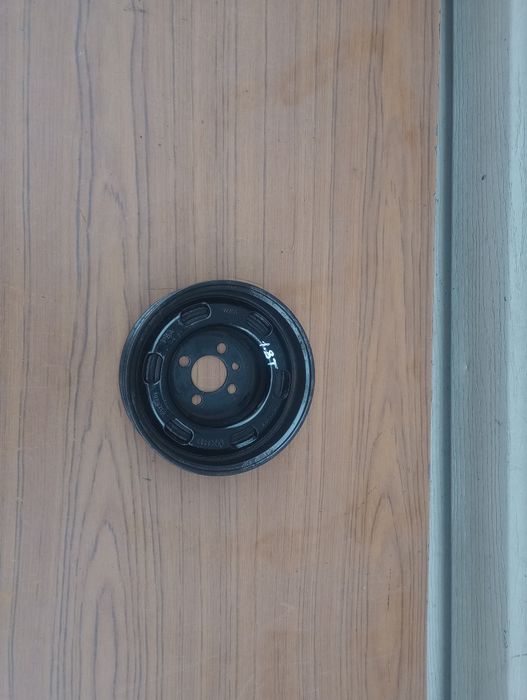 Шків колінвала Volkswagen Passat B5/T4/Golf/Skoda/Seat/Audi/BMW