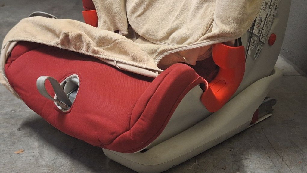 Cadeira auto ISOFIX Britax Rõmer Advansafix
