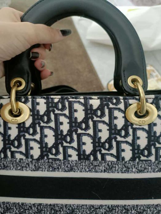 Mala inspirada na LADY DIOR