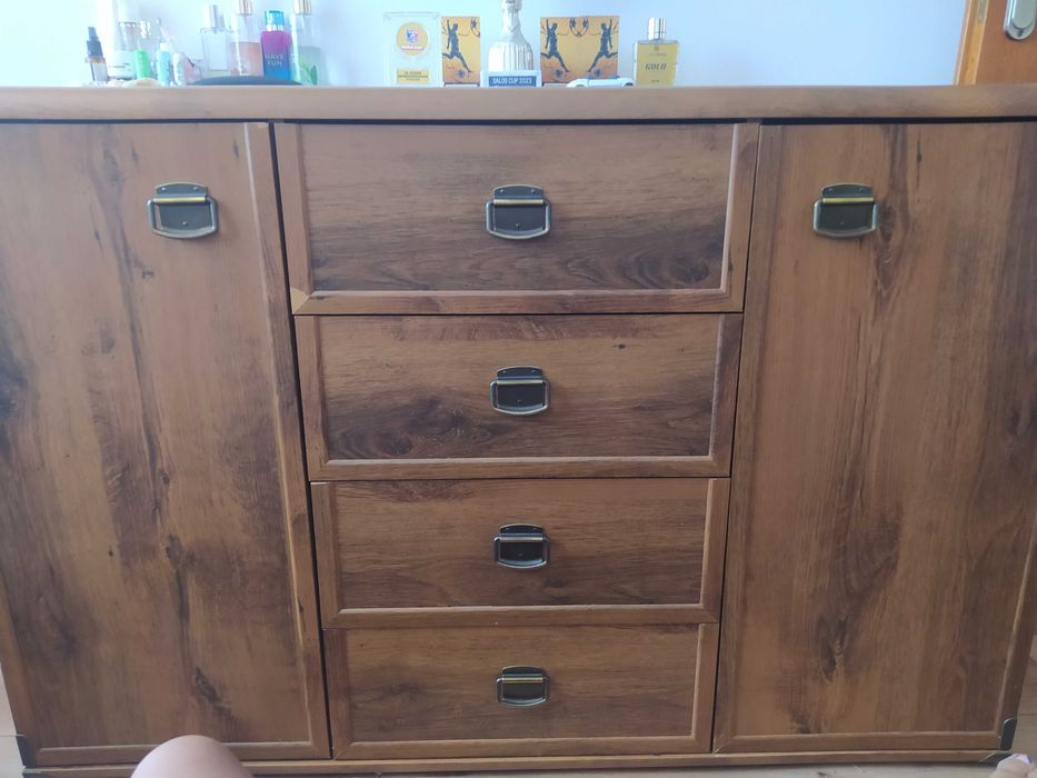 Sprzedam używane meble Indiana BRW 1500 zł