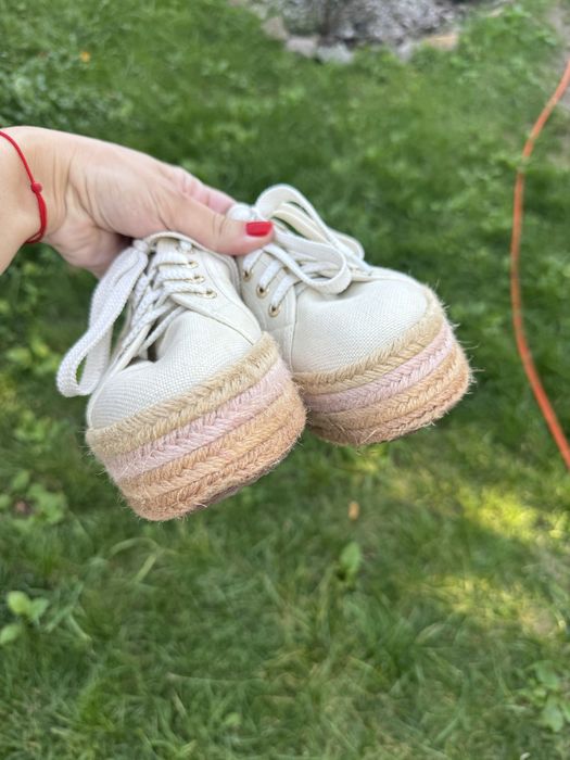 Кеди, кросівки на стопу 24,5-25 на широку ніжку можна