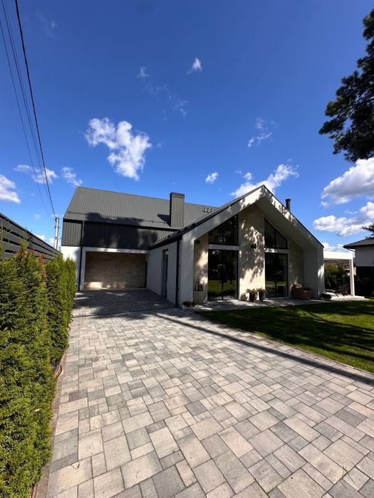 АВТОНОМНИЙ Сучасний будинок у Лісовій Бучі з ремонтом ! 11 соток !!