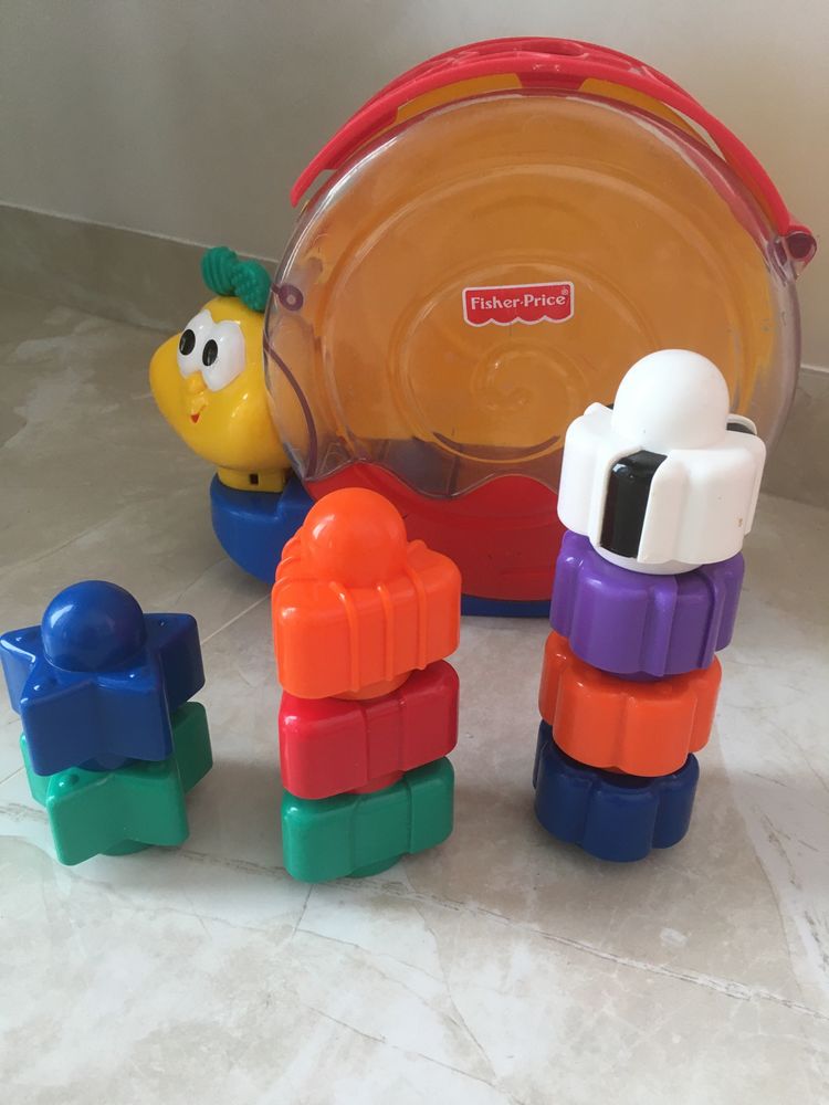 Равлик сортер фірми Fisher Price